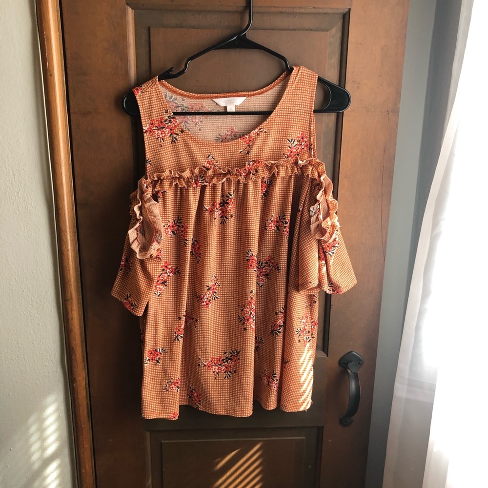 LC Lauren Conrad Cold Shoulder Tank